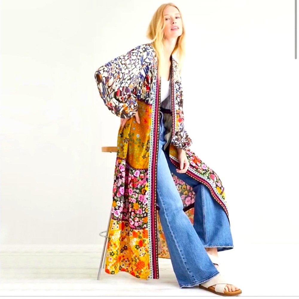 Anthropologie floral tiered kimono